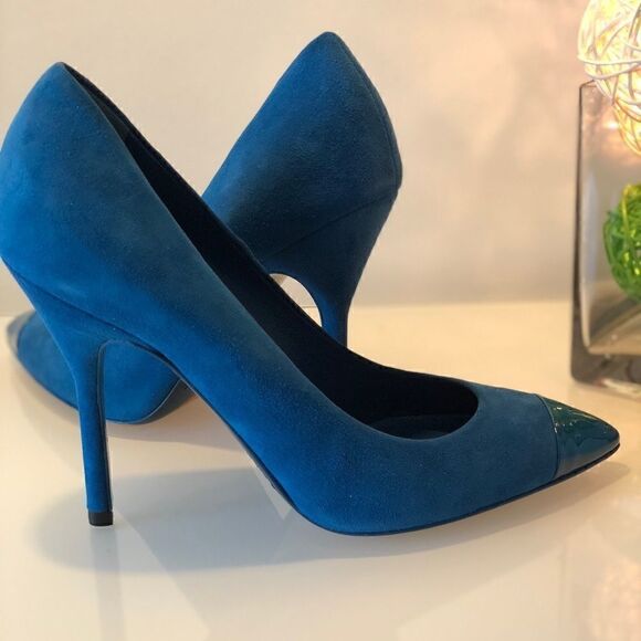 Yves Saint Laurent Heels  - Picture 7 of 8